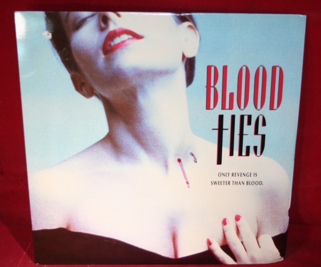 Laserdisc {q} * Blood Ties * Harley Venton Patrick Bauchau Kim Johnston Ulrich