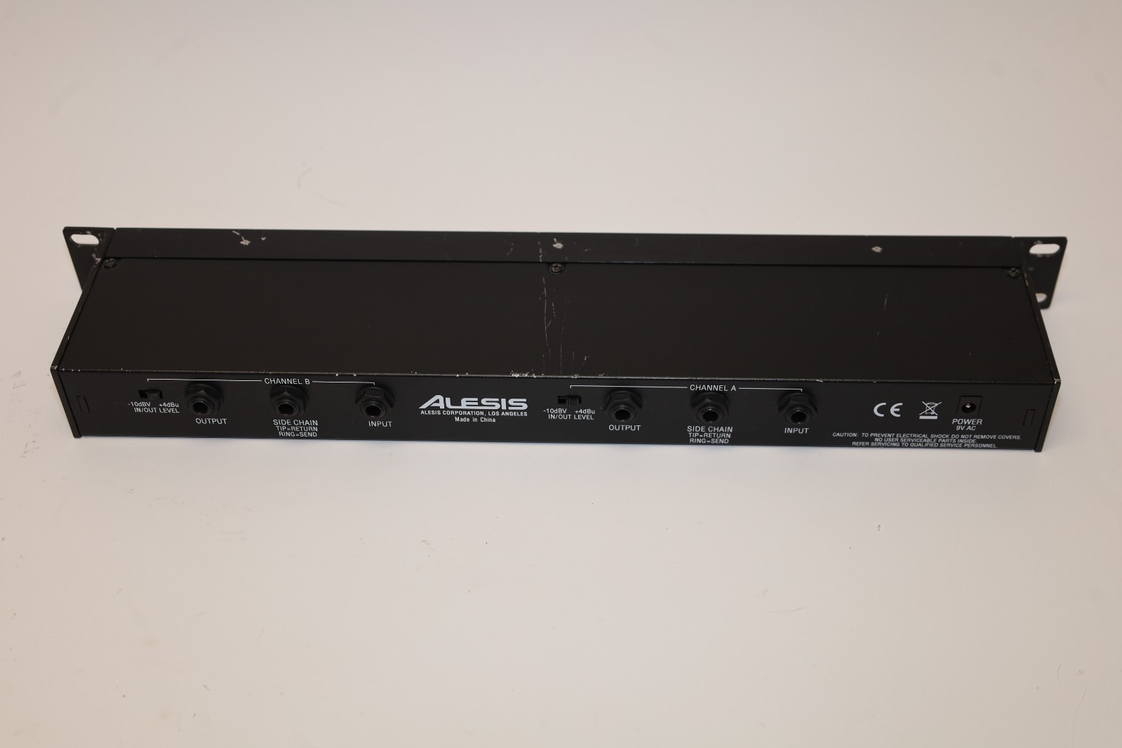 ALESIS 3630 RMS/Peak Dual Channel Compressor/Limiter w/ Gate Rack Mount .