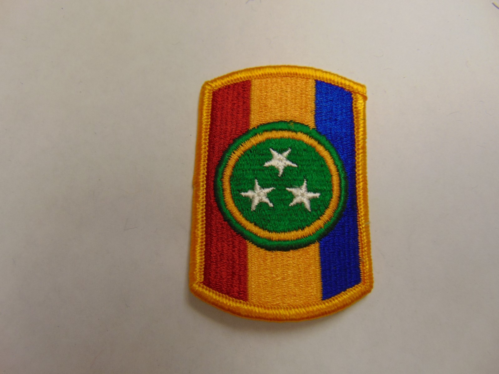 MILITARY PATCH US ARMY 30TH ARMORED BRIGADE COLORED SEW ON