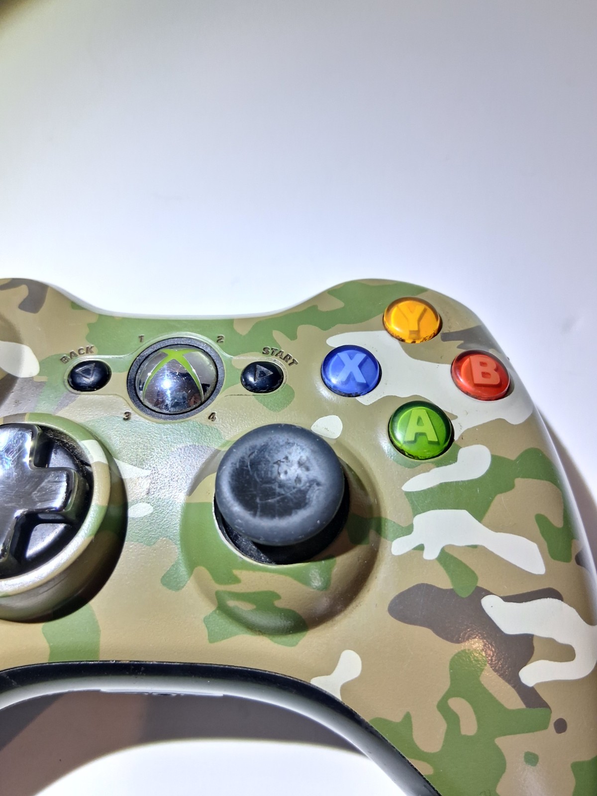Microsoft Xbox 360 E 250GB With Camo Controller Tested