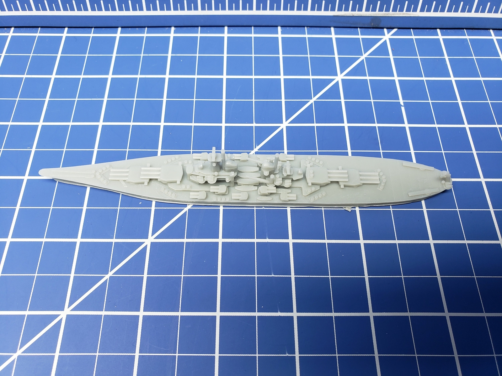 Battleship - Montana - US Navy - Wargaming - Axis and Allies - Naval Miniature