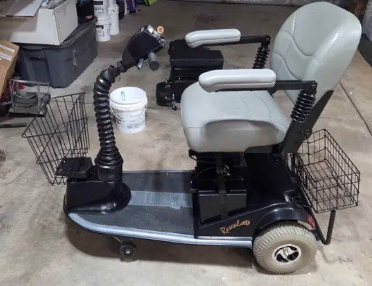 Rascal 245 Mobility Scooter 3-Wheel Heavy Duty 450lb Cap, w Seat Lift Upgraded*