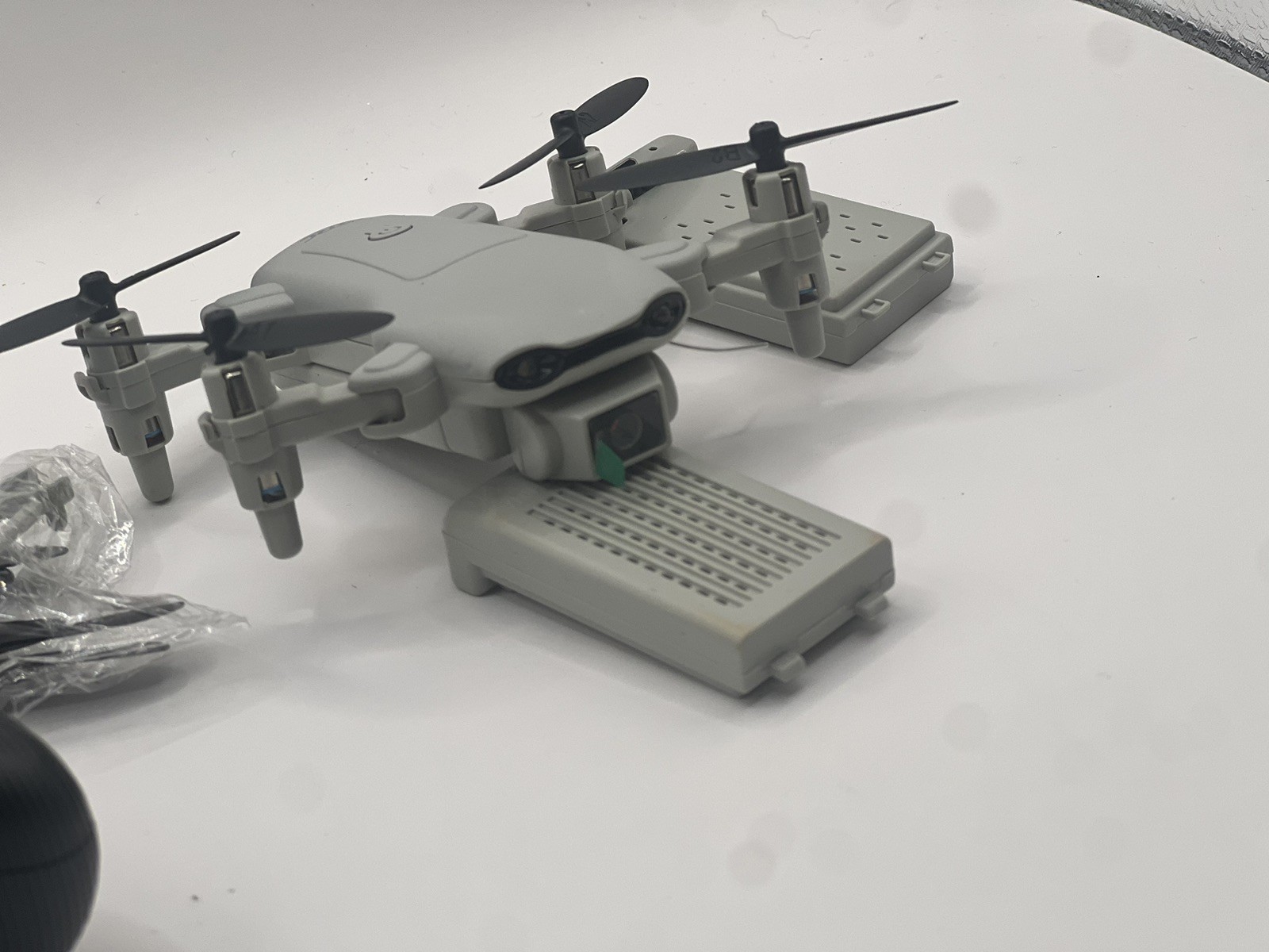 Nocchi-Mini 4DRC 4D-V9 Gray Remote Control Camera Drone With Case