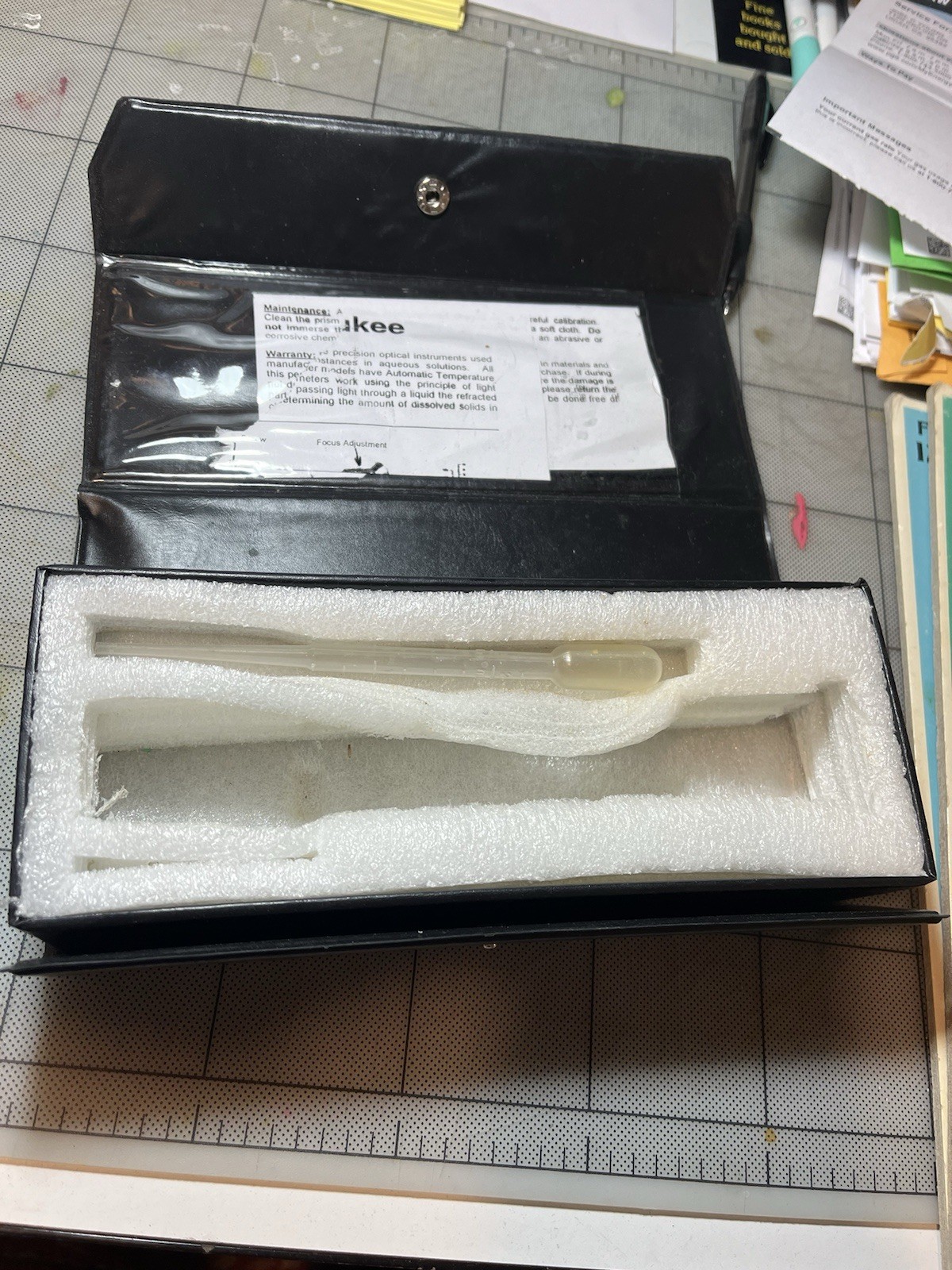 Milwaukee 0-100% Salinity REFRACTOMETER Mr100atc