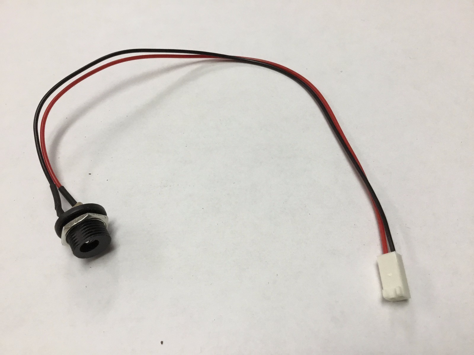 NEW DC Power Cable (cou3390) for the Revolution Electric Cigarette Roller