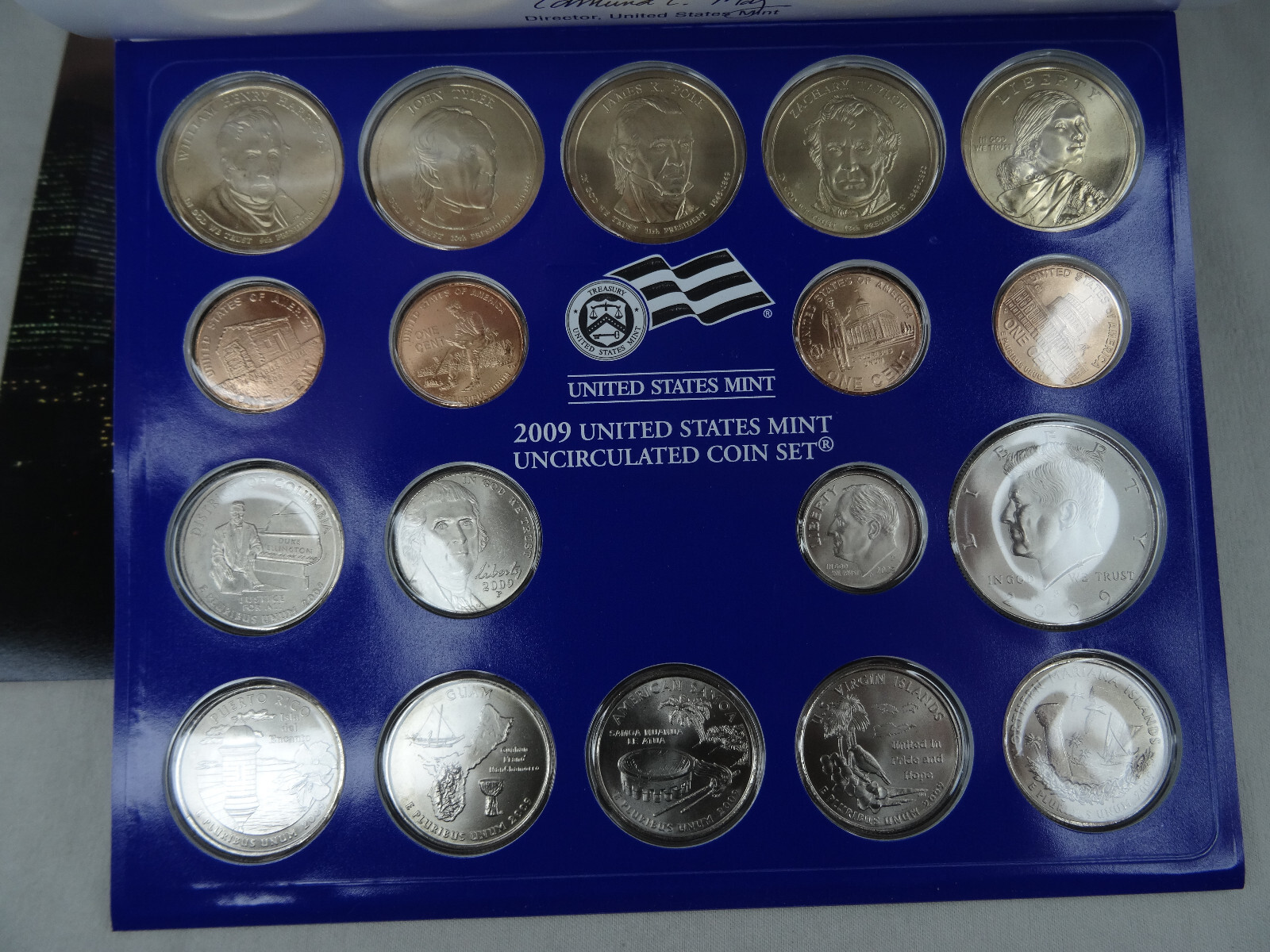 2009 P & D US Mint Set Uncirculated 36 Coins OGP