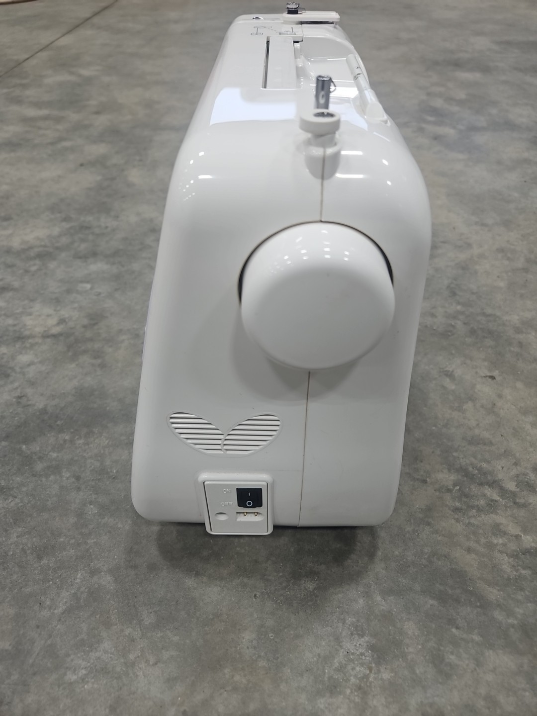 Janome Décor Computer DC3050 Computerized Sewing Machine