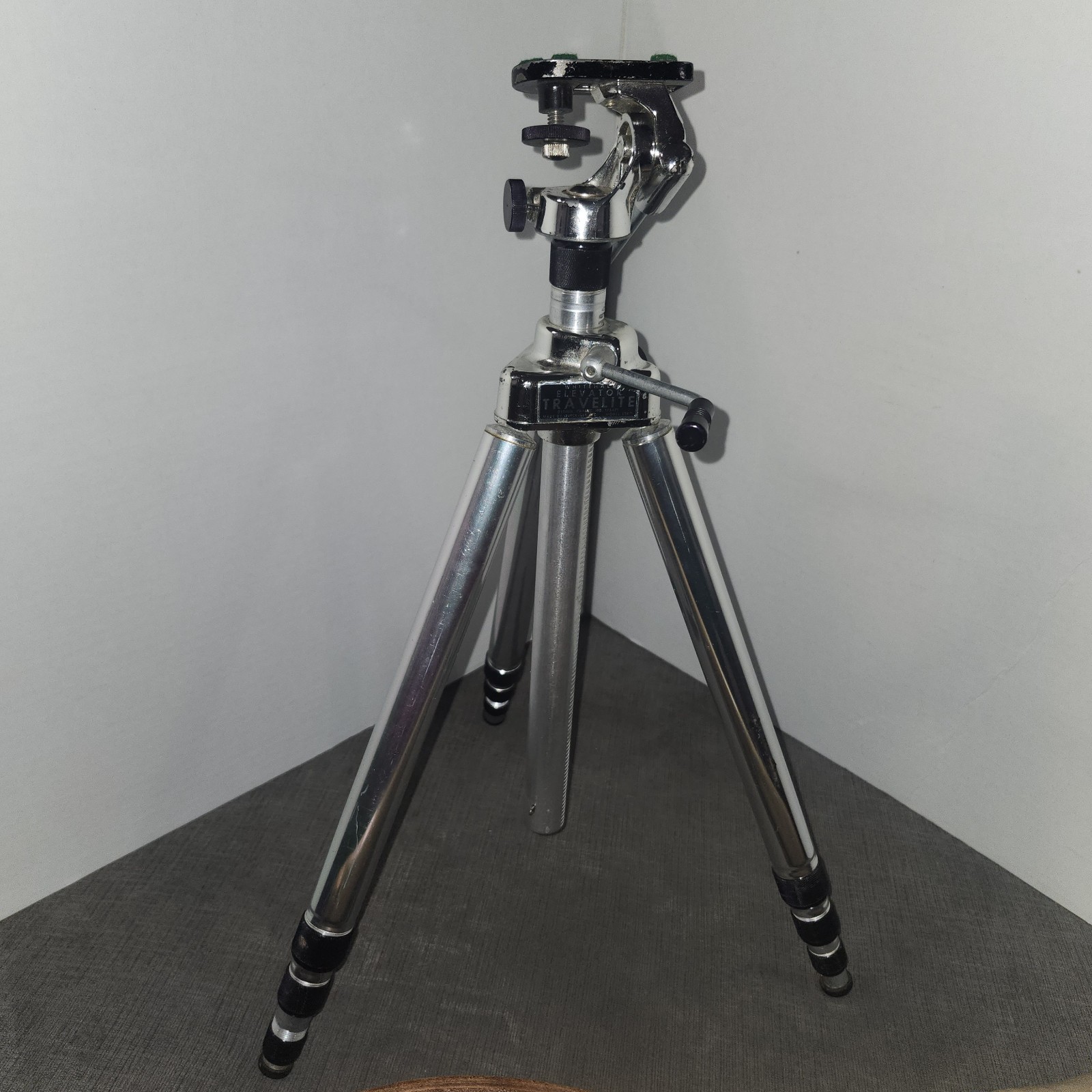 Vintage Whitehall Elevator Travelite  Tripod Dualok Mount And Carry Bag ETR-1
