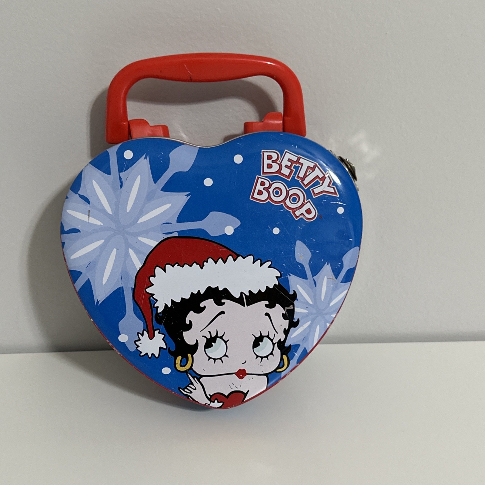 Betty Boop Holiday Christmas Heart Shaped Mini Metal Lunchbox 2001 READ