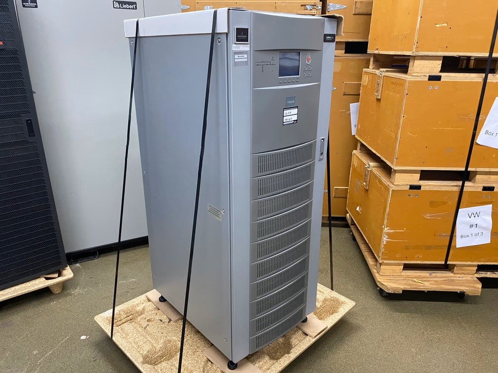 15KVA Liebert NXb15 UPS 208/120V 42A 60Hz '07