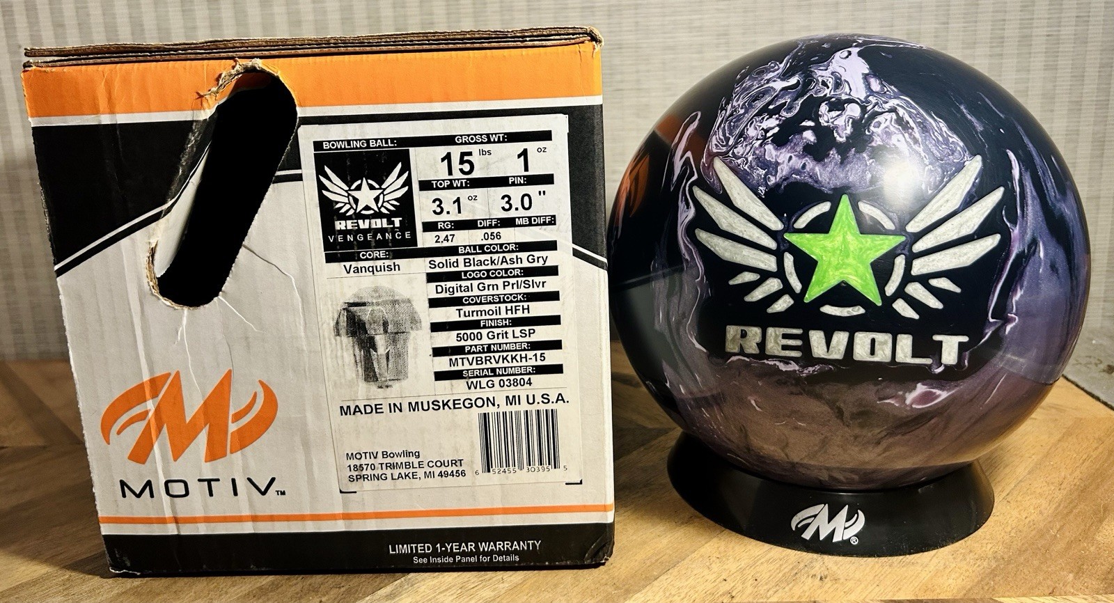 Motiv Revolt Vengeance Bowling Ball NIB 1st Quality | 15lbs 1oz | 3.0" Pin RARE