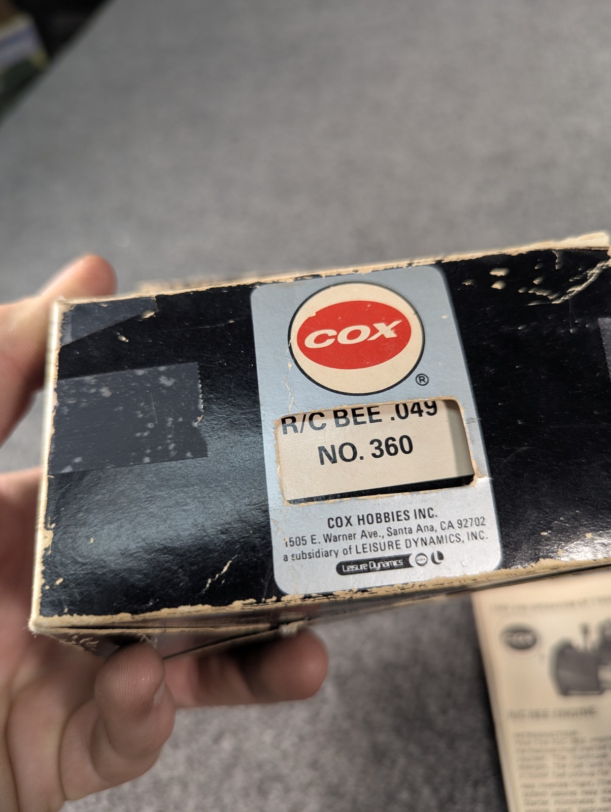 COX R/C BEE .049 No. 360 Model Airplane Engine NIB-Never Ran!