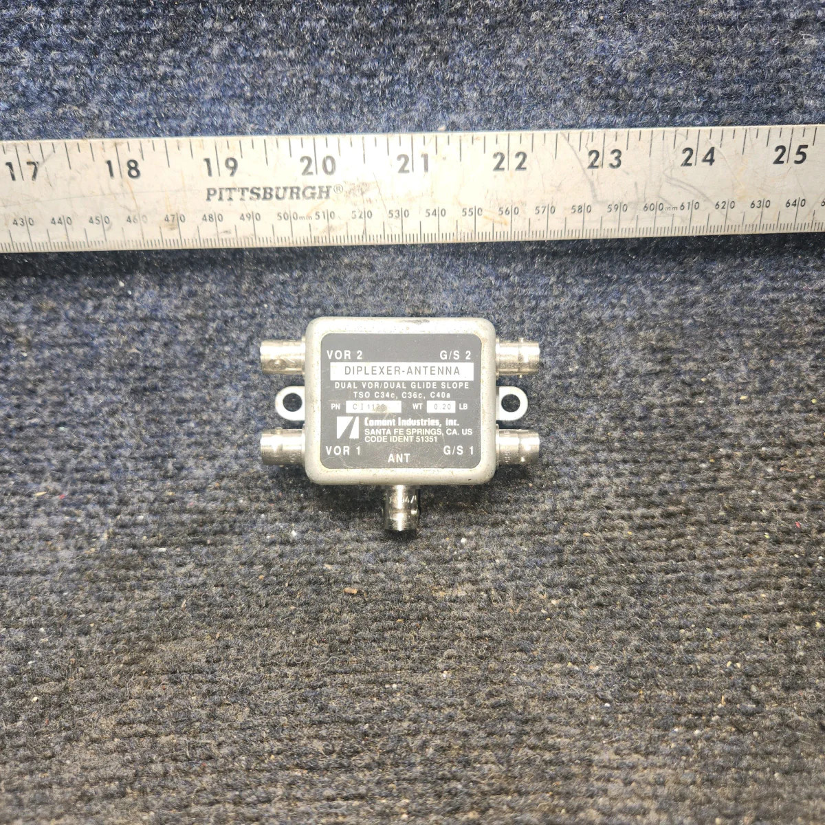 CII-1125 | Comant | Piper PA28-RT200 | Dual VOR/ Dual Glide Slope Diplexer