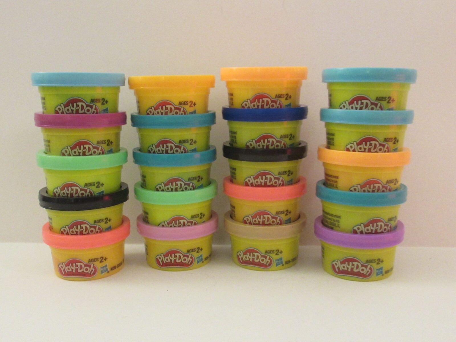 Play-Doh - Modeling Compound - Lot Of 20 Containers - Multi-Colors - 1 Ounce