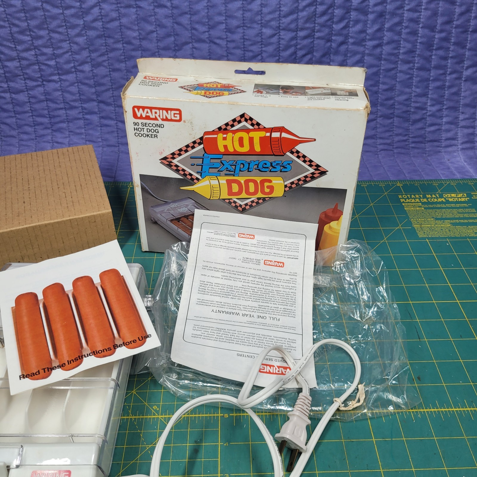 Vintage Waring Hot Dog Express Cooker - HDC10-1 Tested With Box
