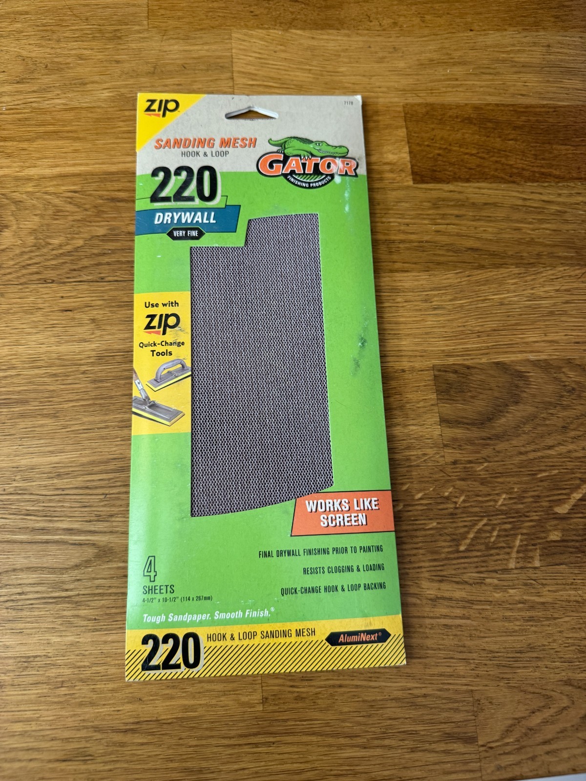 Gator Very fine 220 -Grit Screen Sandpaper 4.5-in W x 10.5-in L 4 -Pack