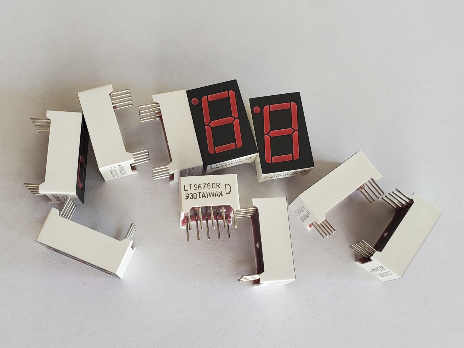 10pcs  LTS6780R 7 segment Display
