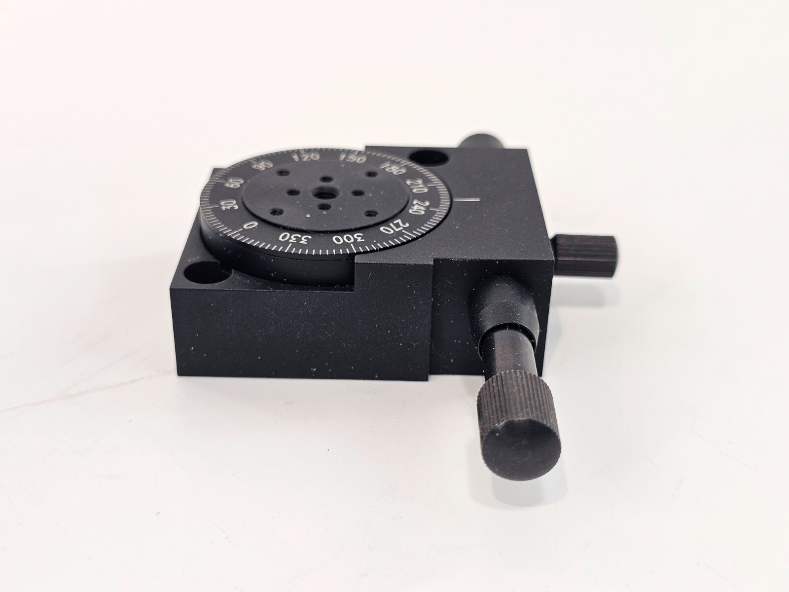 CDHC GCM-1102M Rotation Stages