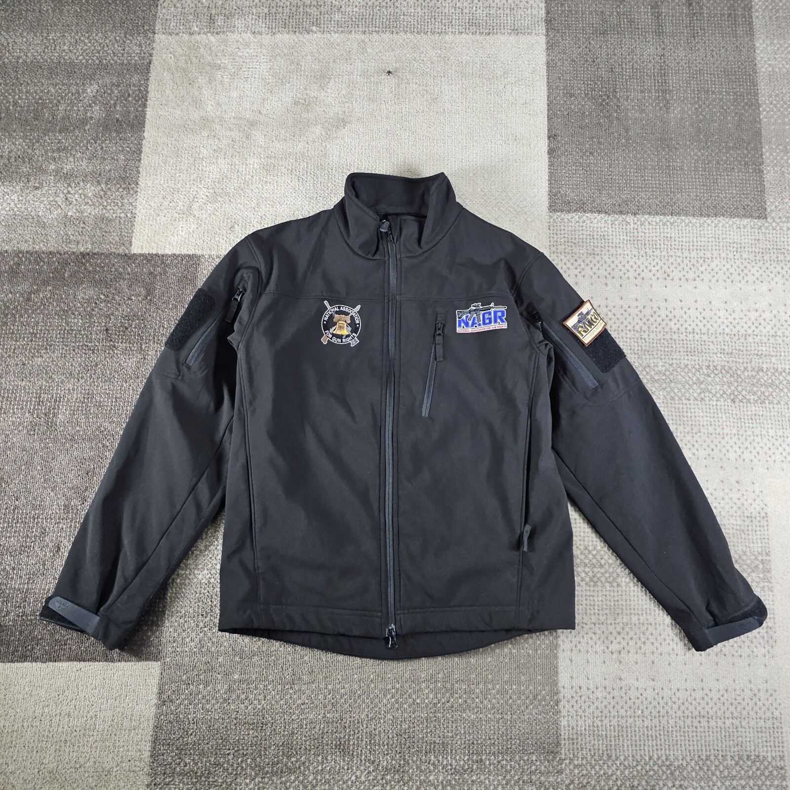 Condor Phantom Soft Shell 606 Tactical Jacket Full Zip Size M Black Gun Patches