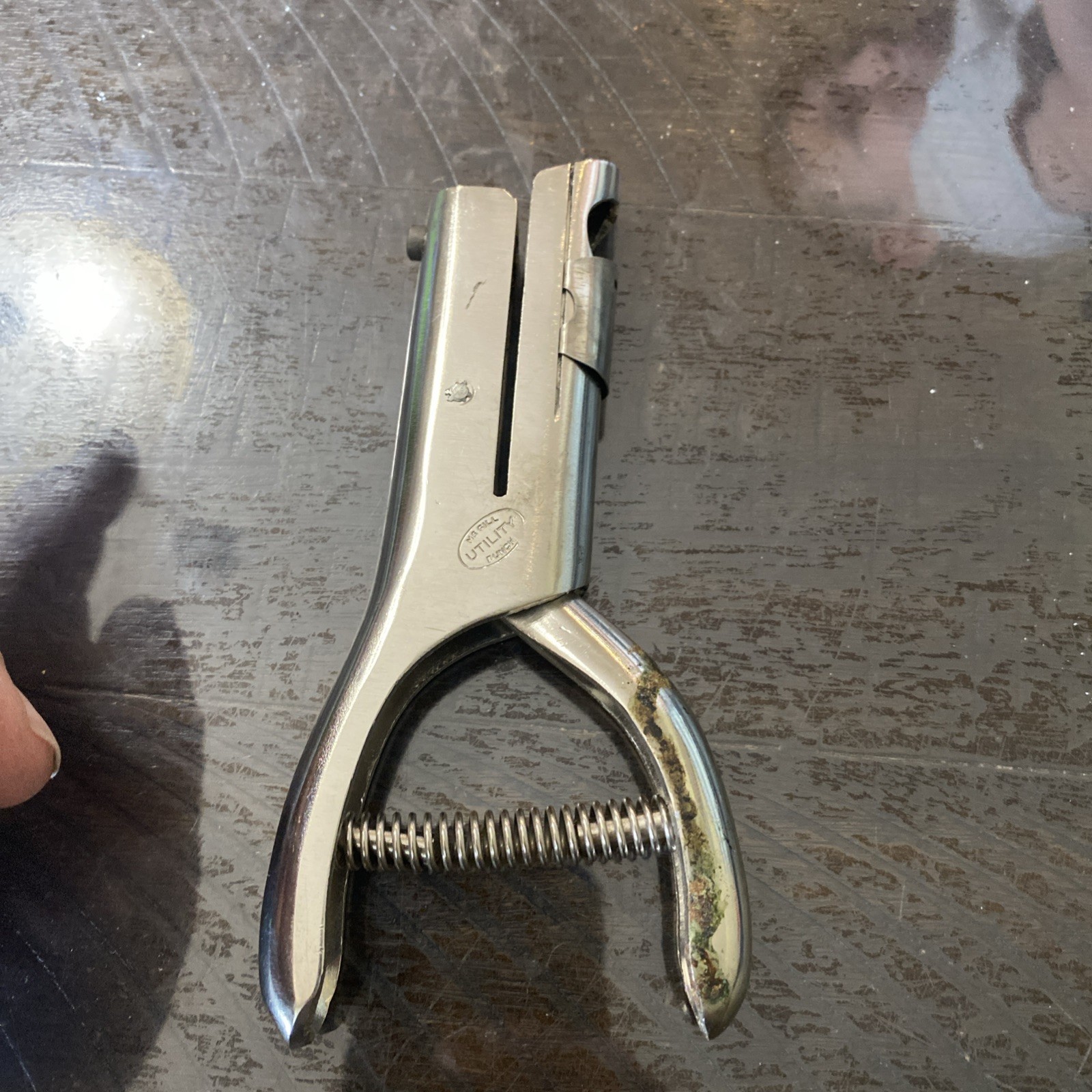 Vintage McGill Utility Handheld Hole Punch WORKS GREAT