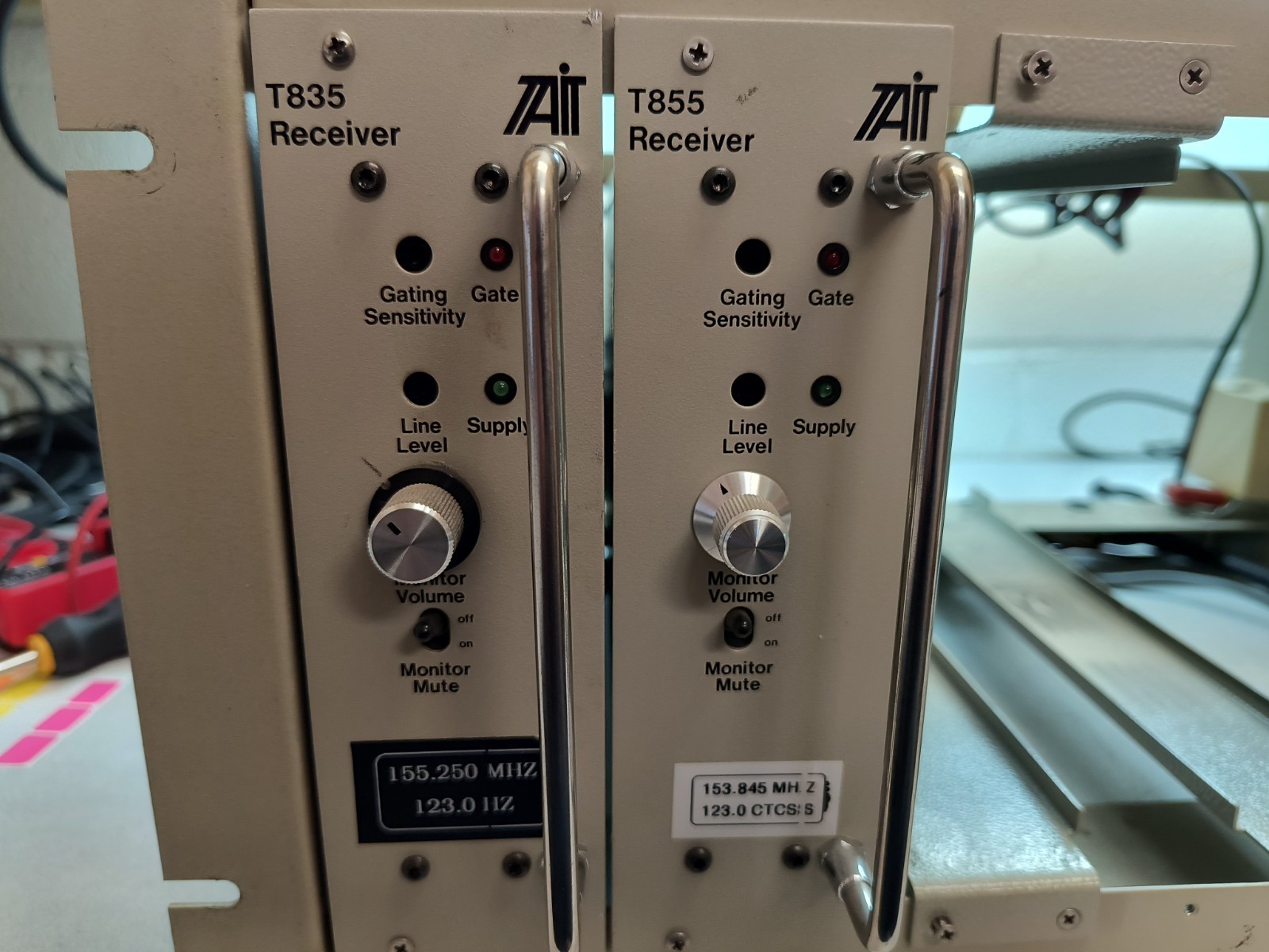 Tait T-835 Dual Receiver rack with Speaker Panel. (READ DESCRIPTION)