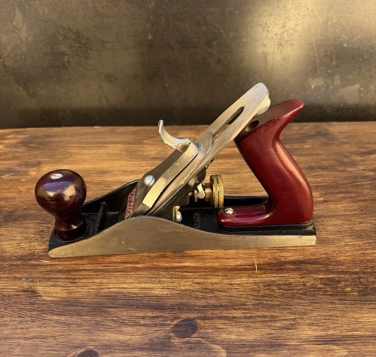 VINTAGE BOHRER WOOD BENCH PLANE Tool NO 4
