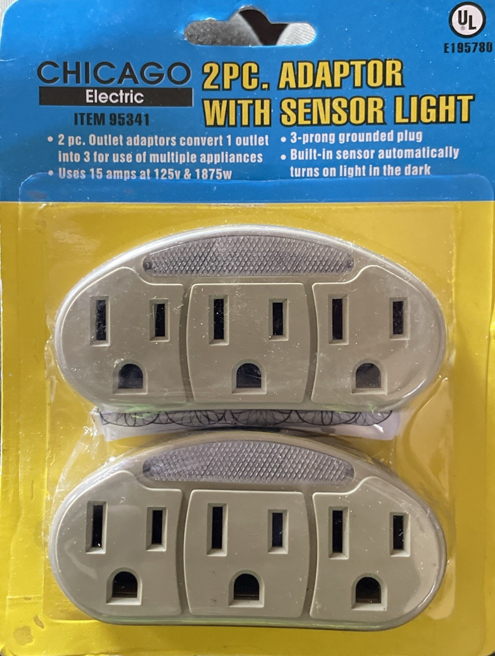 Chicago Electric 3 Outlet Adapter With Light Pack of 2 15 Amps at 125V