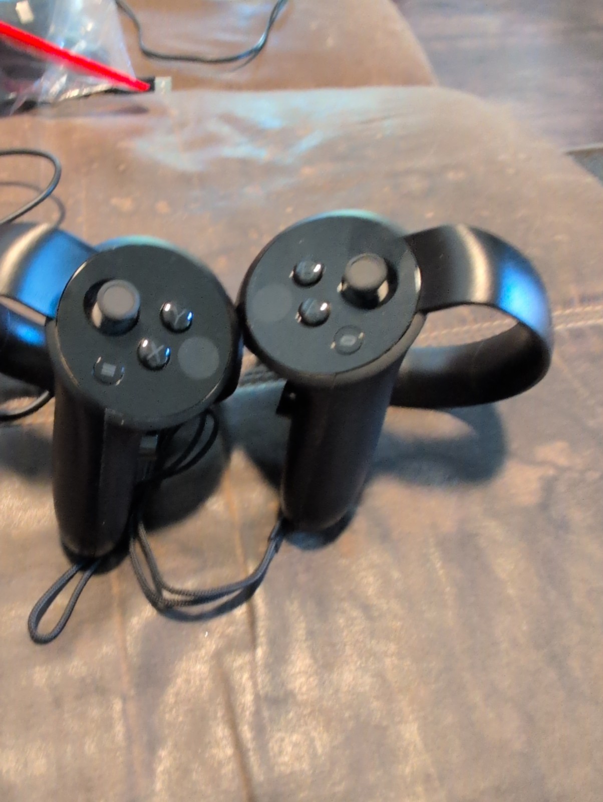 Meta Oculus Rift Touch Controllers TO-L / TO-R Right & Left Pair
