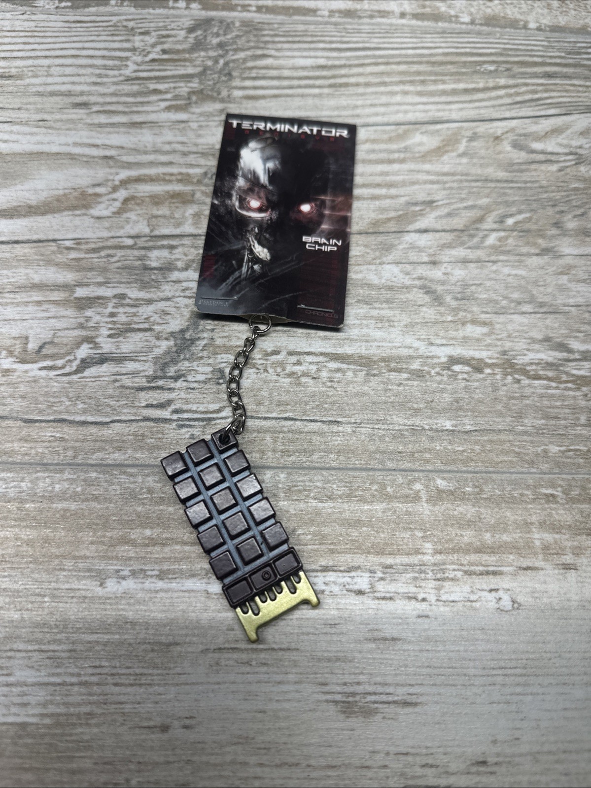 NWT LootCrate Exclusive TERMINATOR Genisys Brain Chip Keychain Keyring
