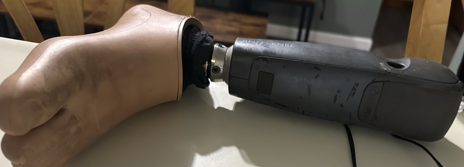 Össur RHEO KNEE Microprocessor Prosthetic Knee, Rechargeable HF376640