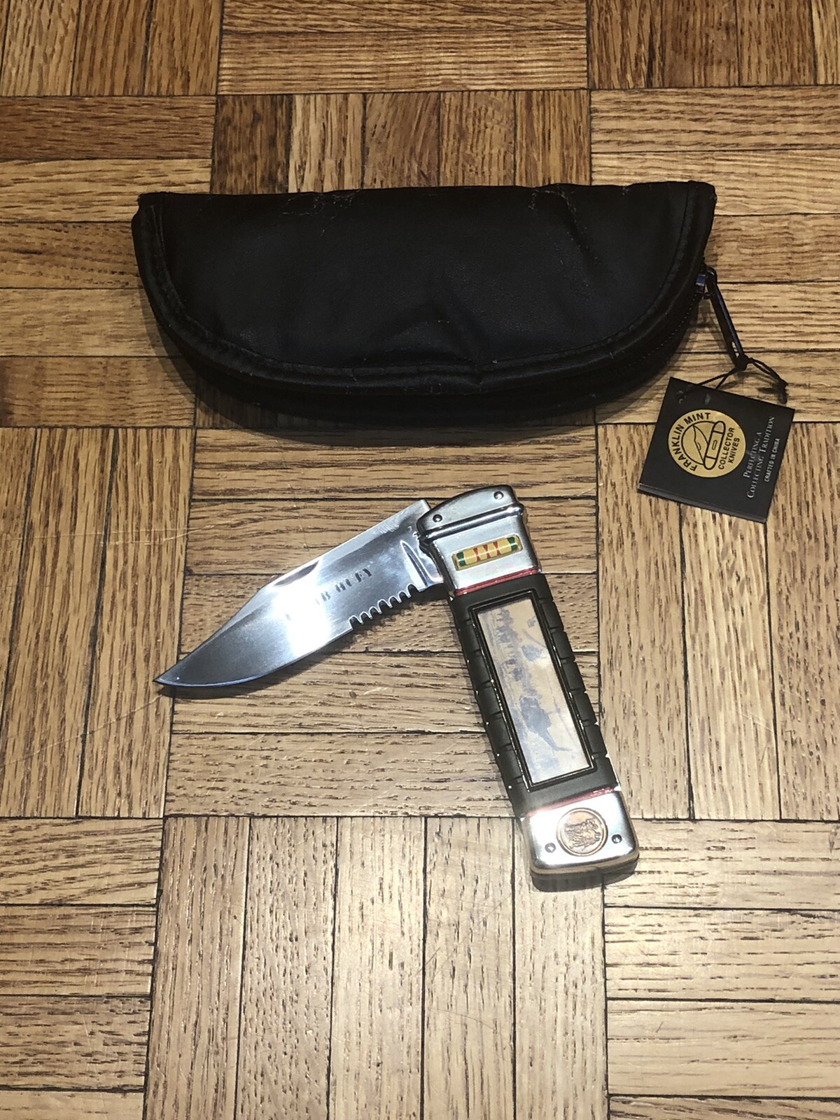 Franklin Mint Collector Knife Huey UH-1B Helicopter Vietnam Veteran Pocket Knife