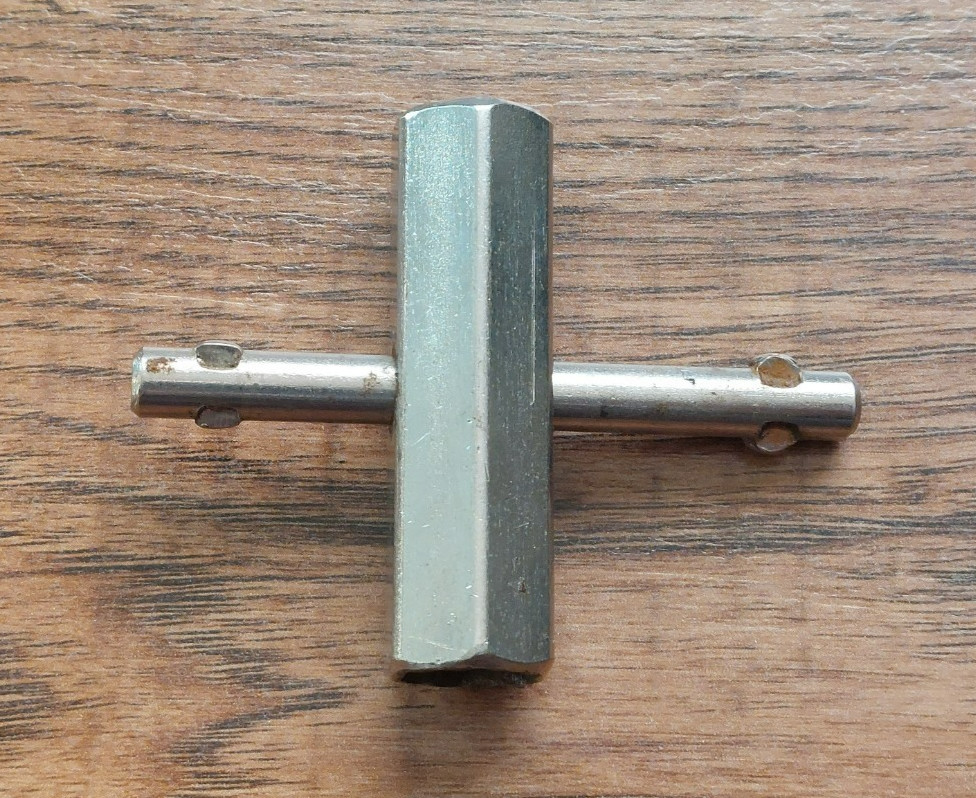 Unbranded (Ludwig?) 7/16" Drum Tuning Key Wrench (616)