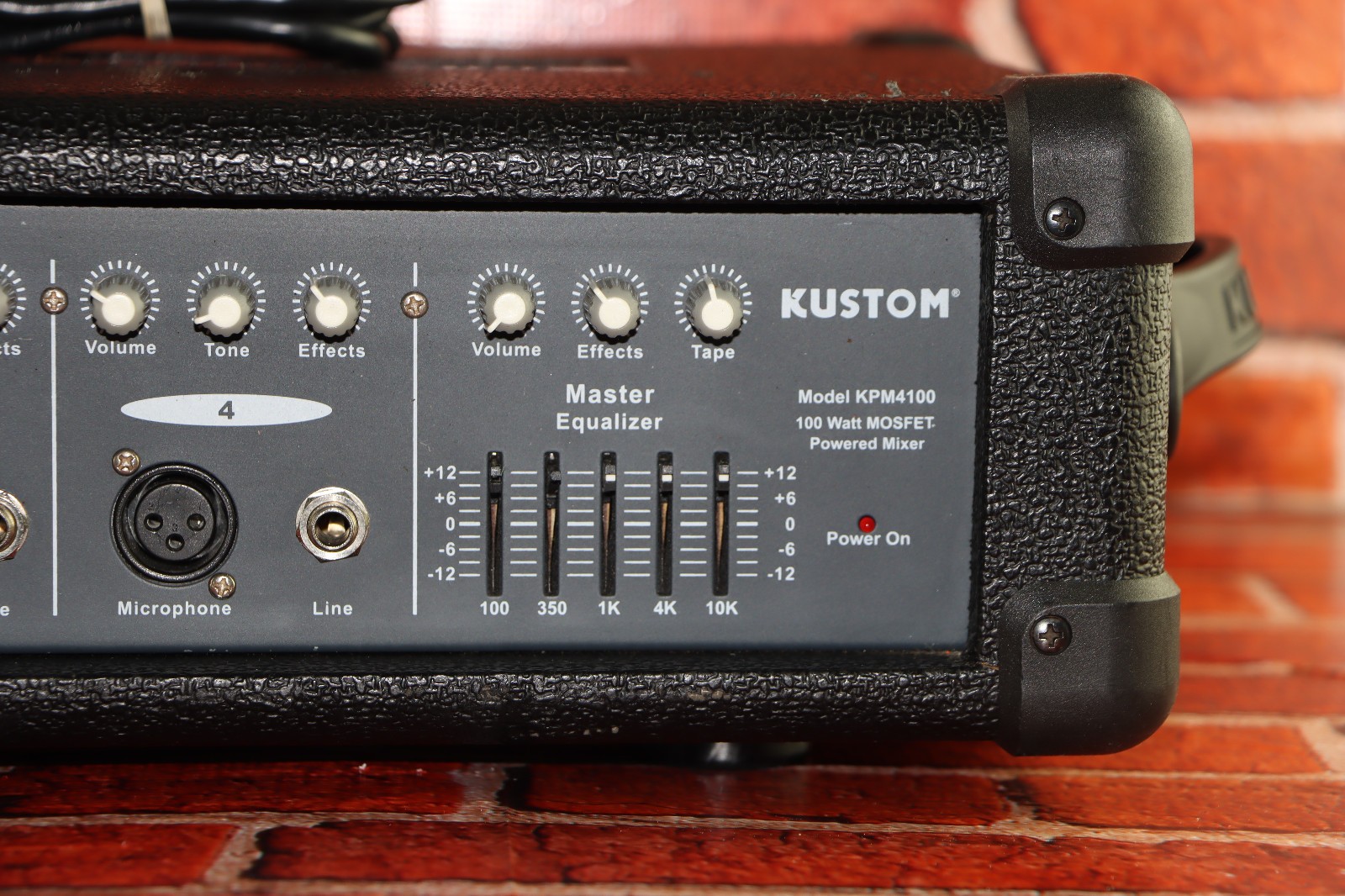 KUSTOM KPM4100 100 WATT MOSFET POWERED MIXER Tested