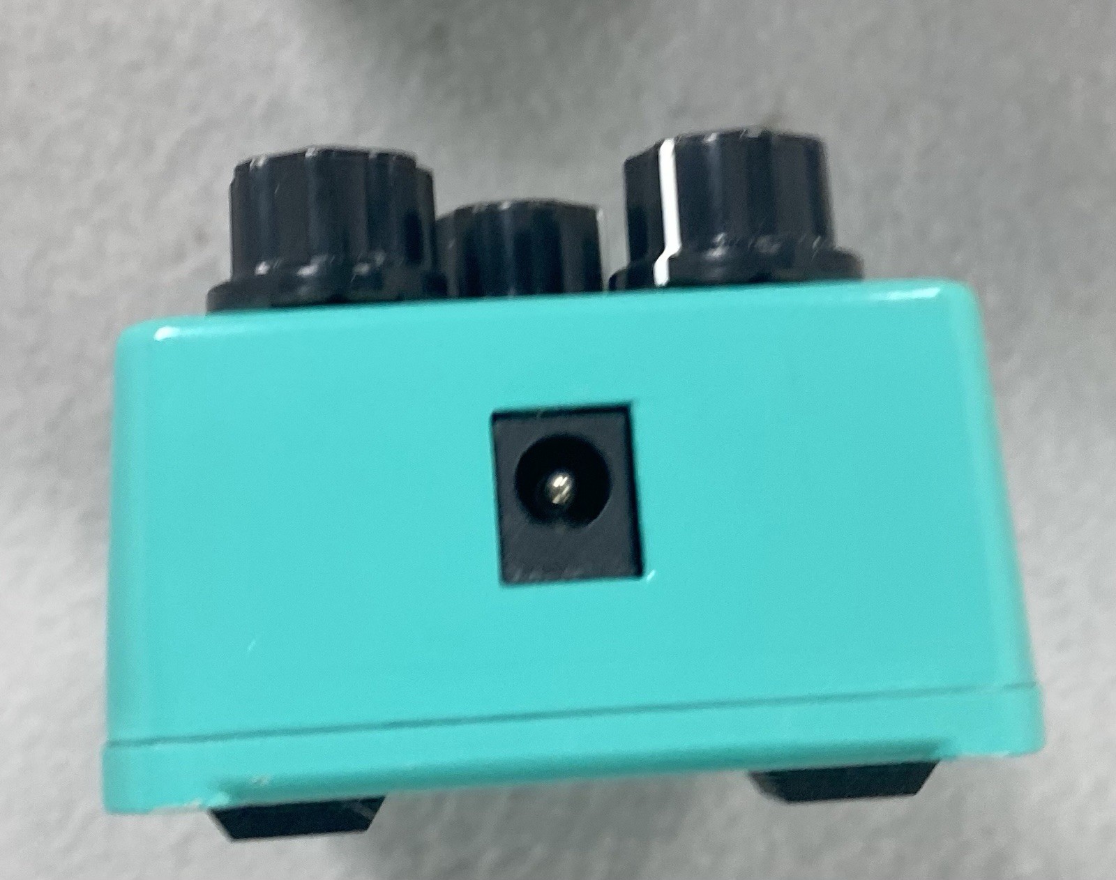 Rogue Analog Delay Guitar Effects Pedal in Original Box