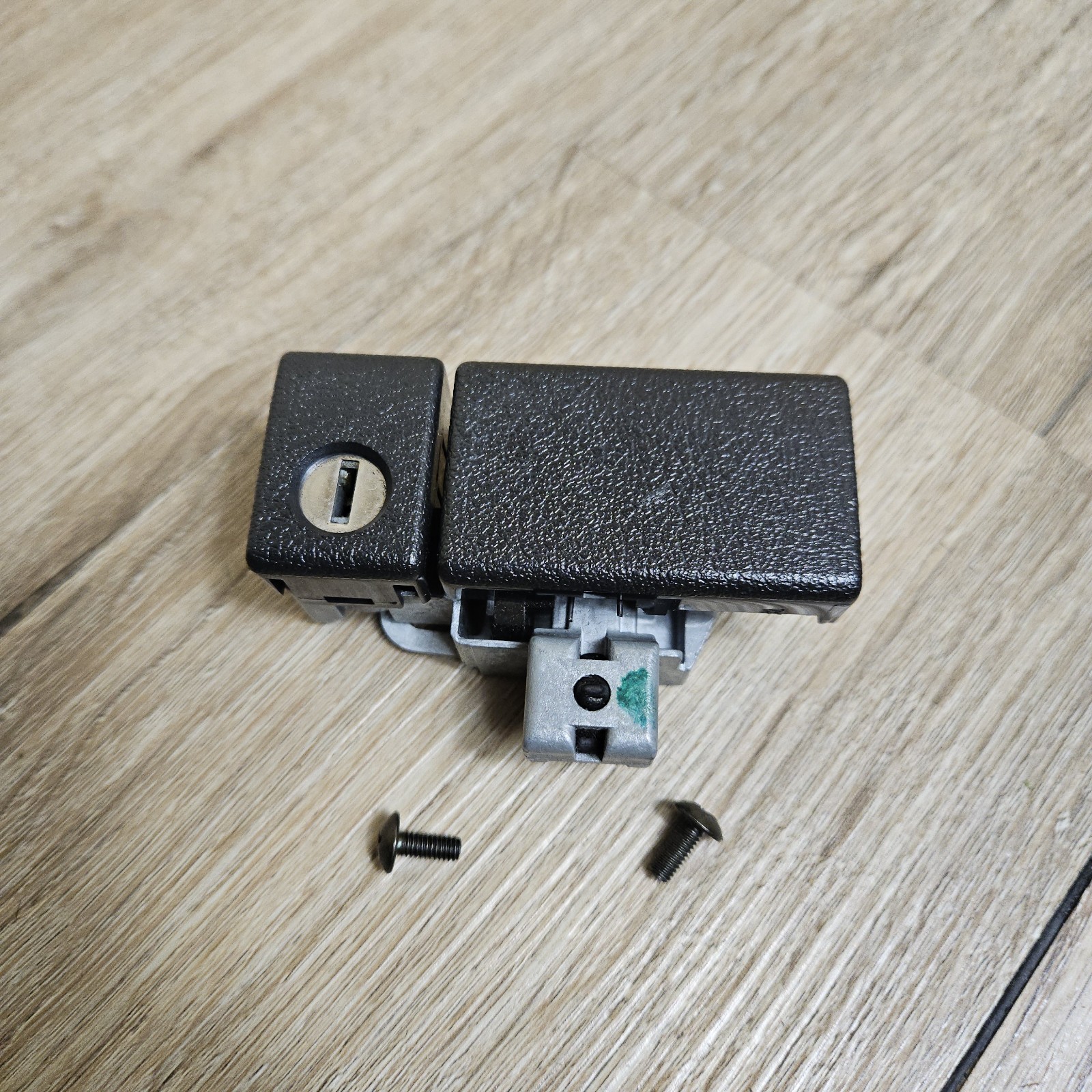 1988 - 1991 Honda Prelude Glove Box Compartment Latch Handle OEM BLACK - NO KEY
