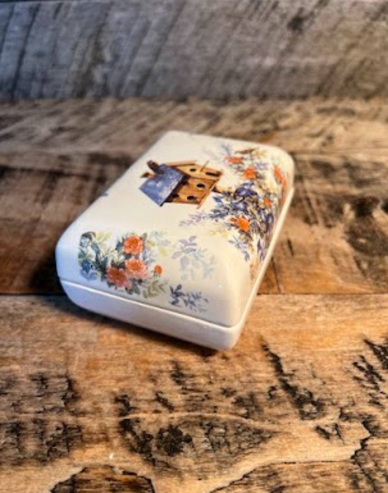 Vtg Day Spring Ceramic Trinket Box