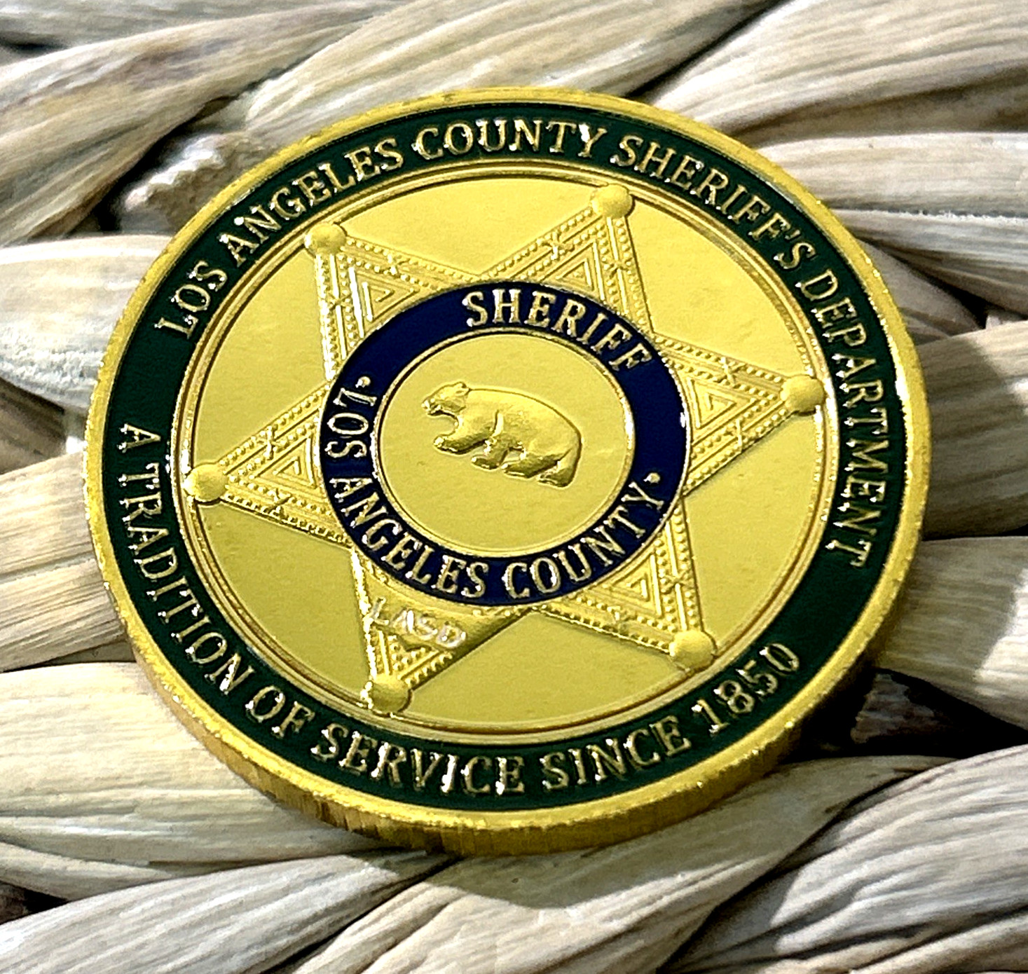 LOS ANGELES COUNTY SHERIFF'S DEPARTMENT Challenge Coin Gift