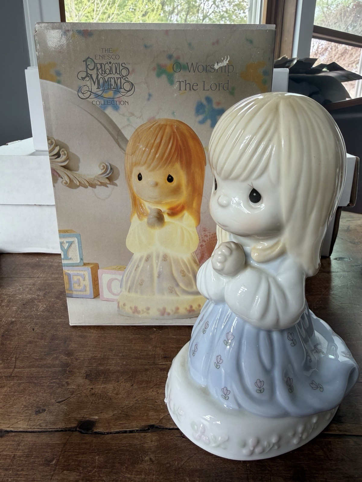 Precious Moments Of Worship the Lord Porcelain Figurine 427594 Vintage No Light