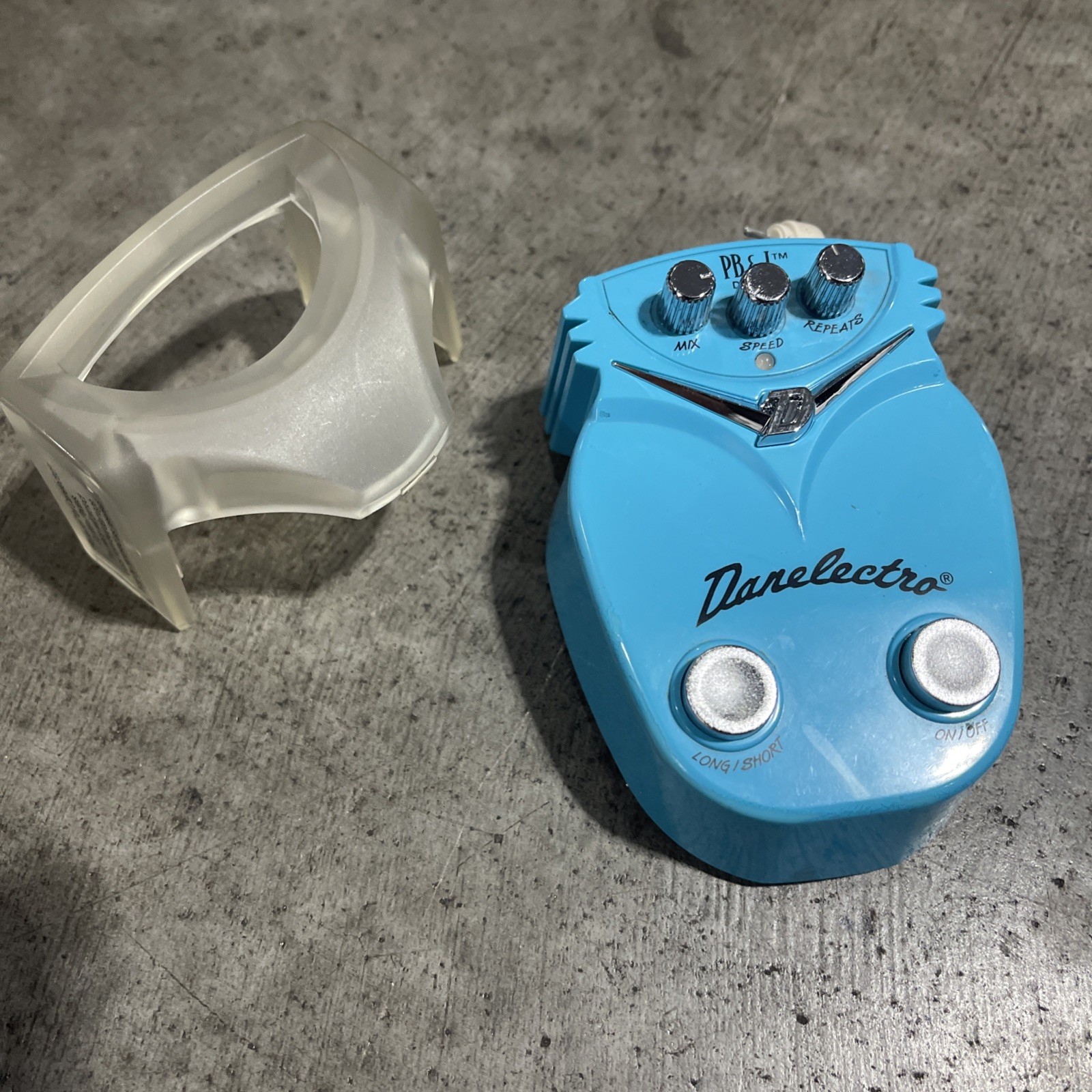 Danelectro PB & J mini guitar effects pedal delay 1990's vintage