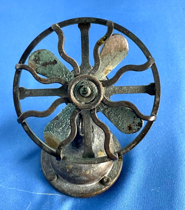 Metal Die Cast Pencil Sharpener Fan Figurine Movable 3” Tall 3.5” Long 1.5” W