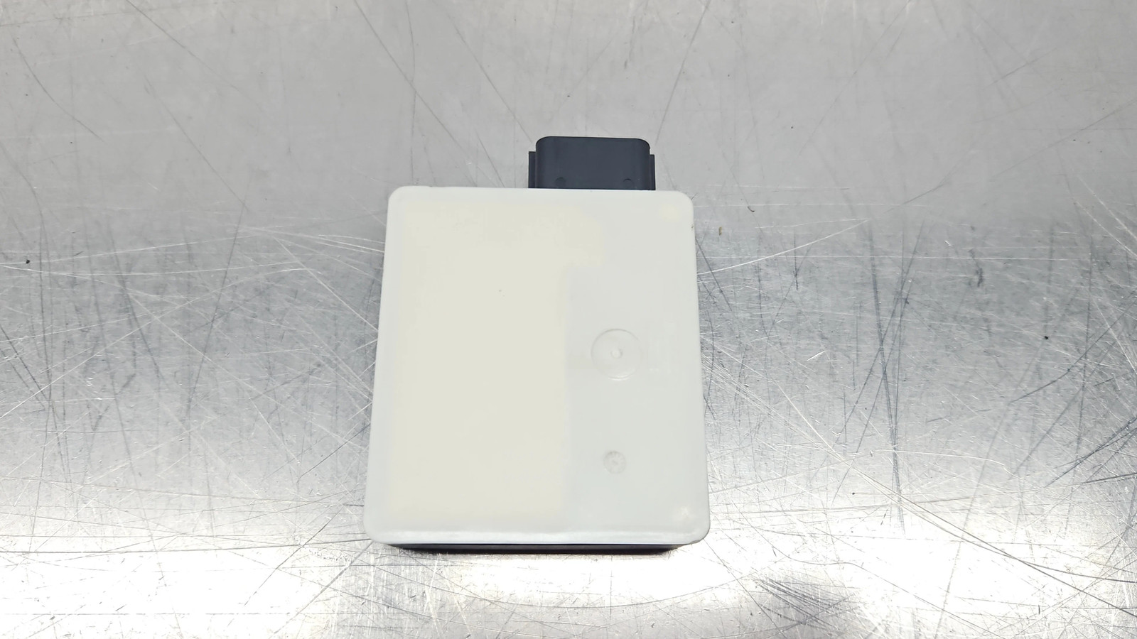 EB1481 2022 22 MASERATI MC20 REAR BUMPER BLIND SPOT SENSOR