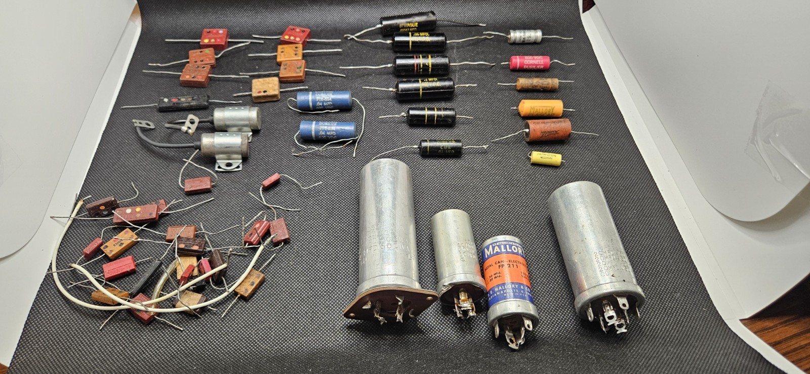 Electronic Parts & Components Capacitors Mixed Various Lot Vintage.