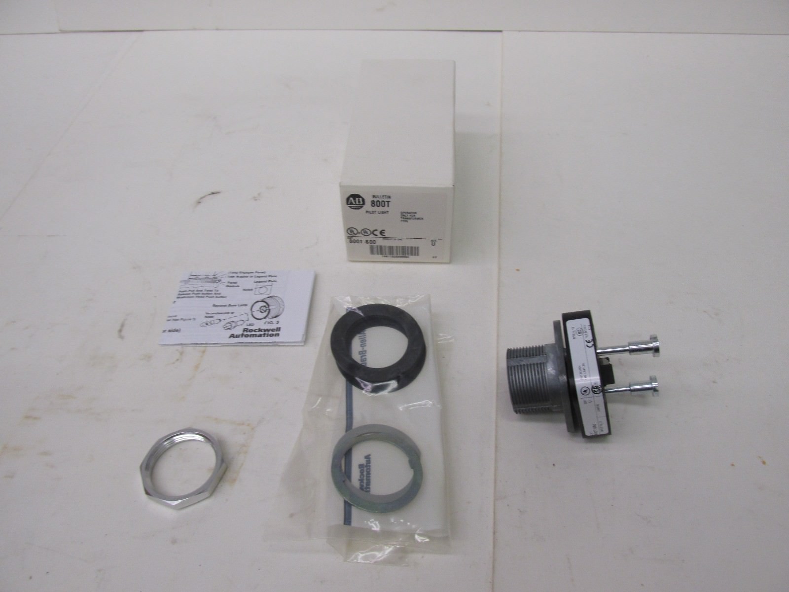 New Allen-Bradley CAT 800T-S00 Pilot Light 43328DN