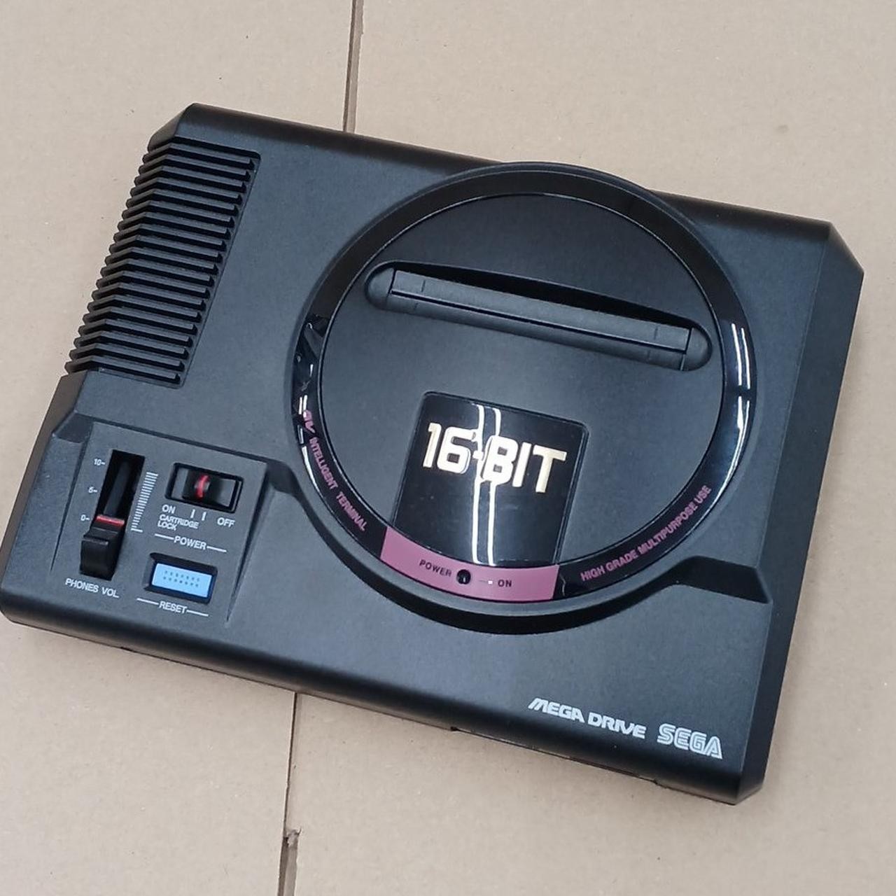 Mega Drive Mini W Model HAA 2520 SEGA