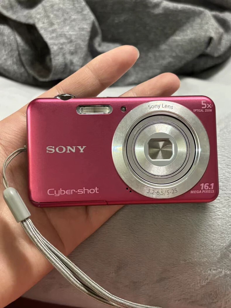 SONY Cyber-shot DSC-W710 16.1MP Digital Compact Camera 5x optical zoom PINK