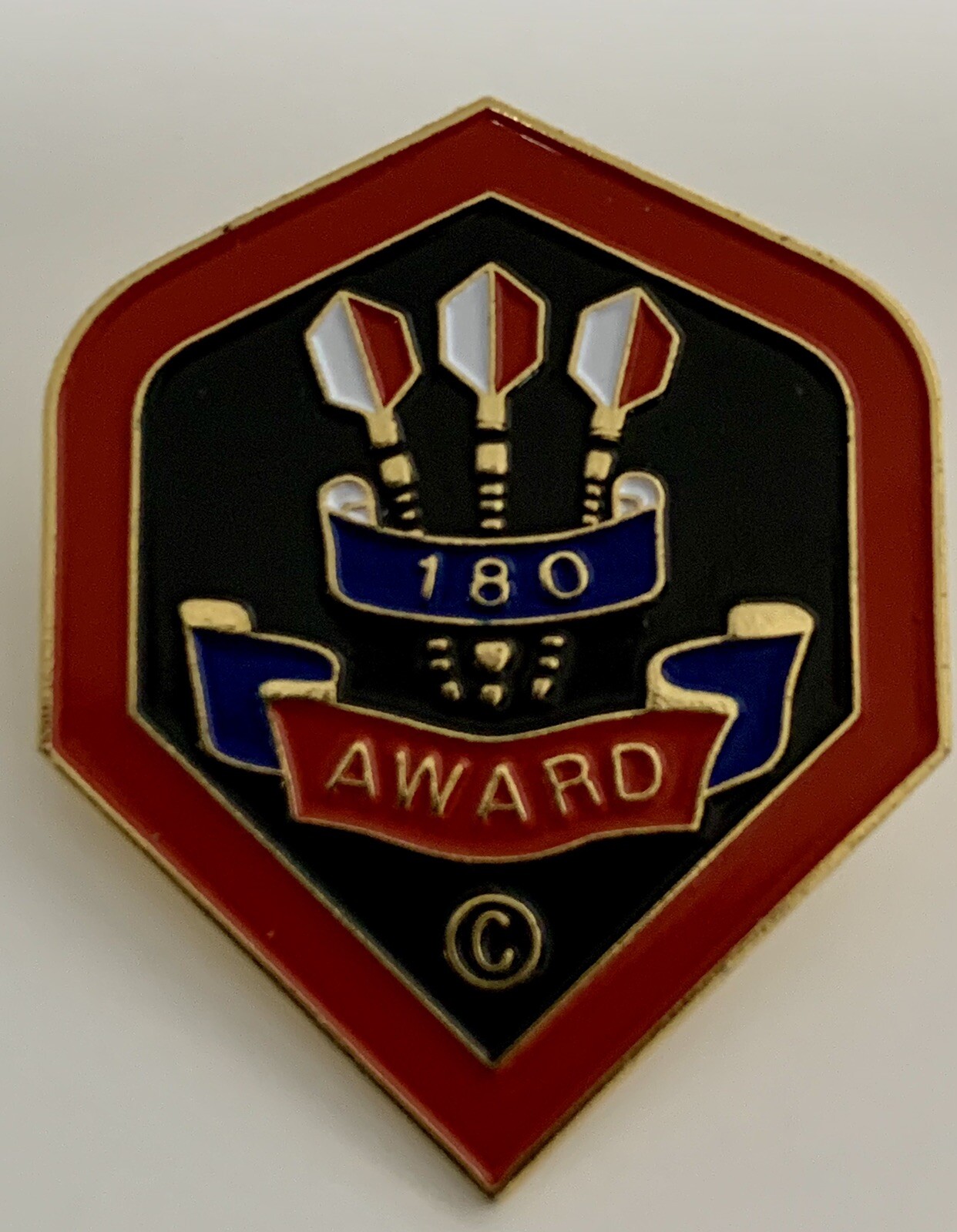 DARTS 180 REWARD HAT/LAPEL PIN (NEW)