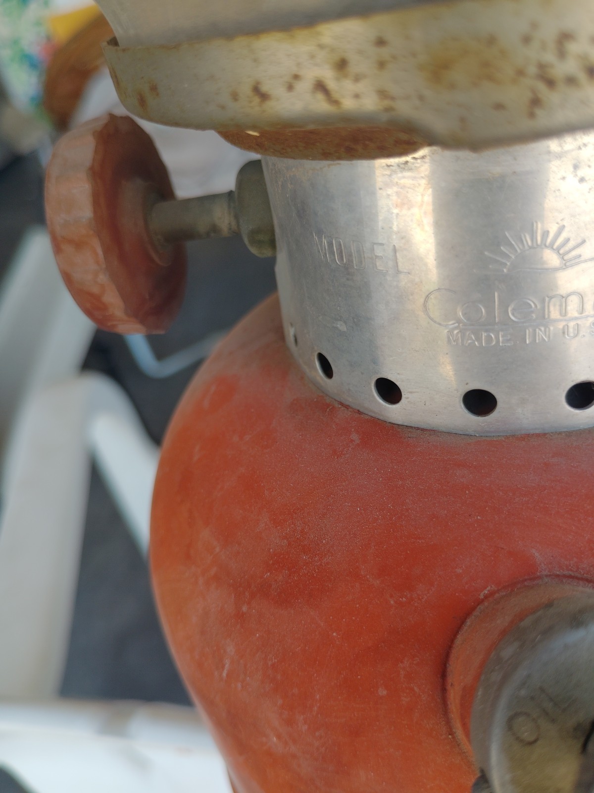 Vintage Coleman Lantern 200A single Mantel 1963