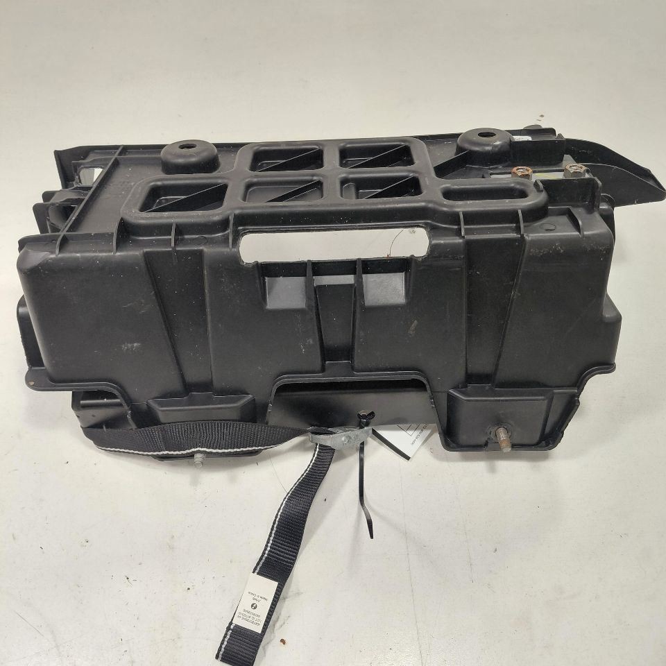 Chrysler 300 Battery Holder Tray  2017 2018 2019