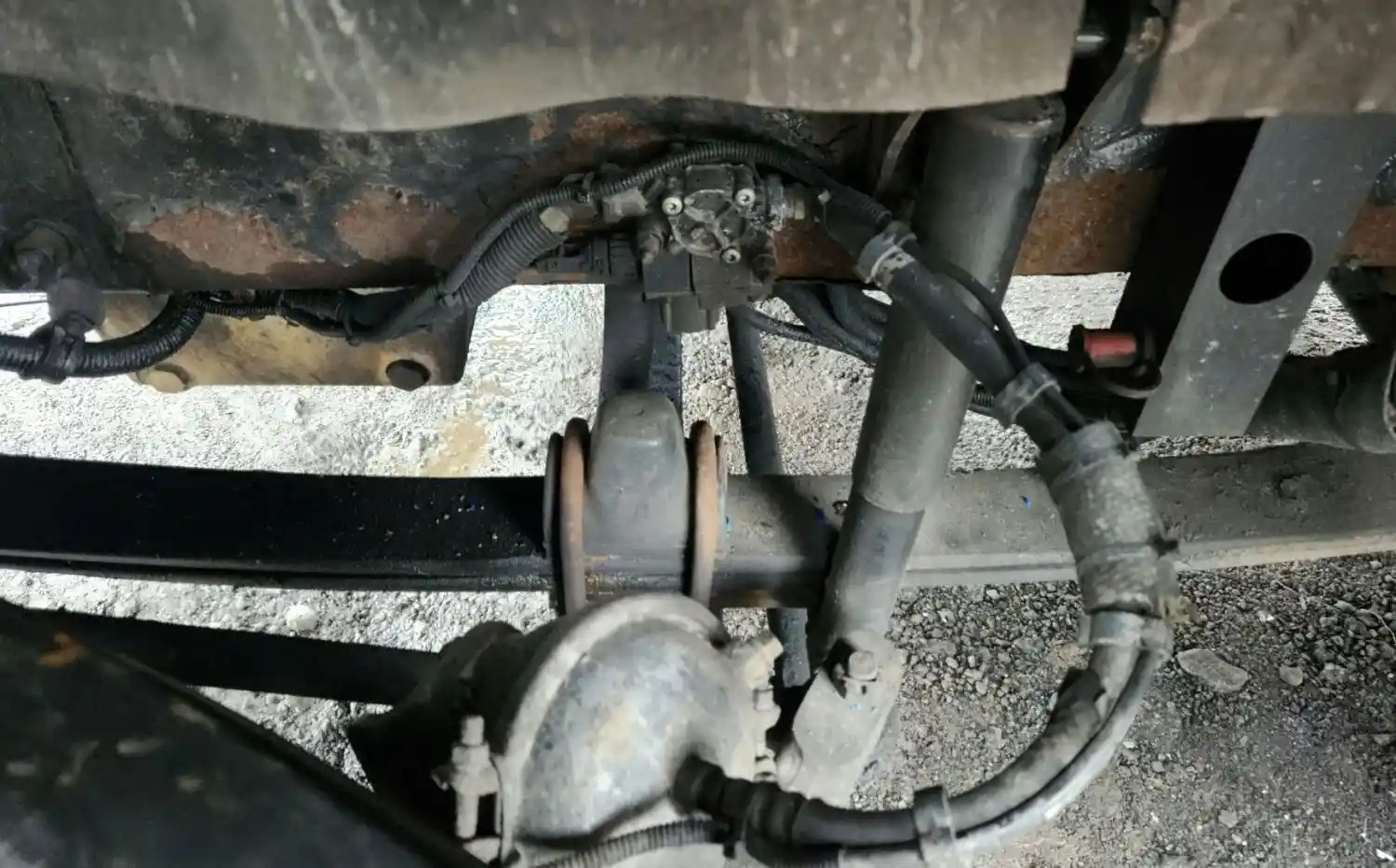 (Used) 2006 Kenworth T600, FRONT LEAF SPRINGS Front Leaf & Springs  P-66678