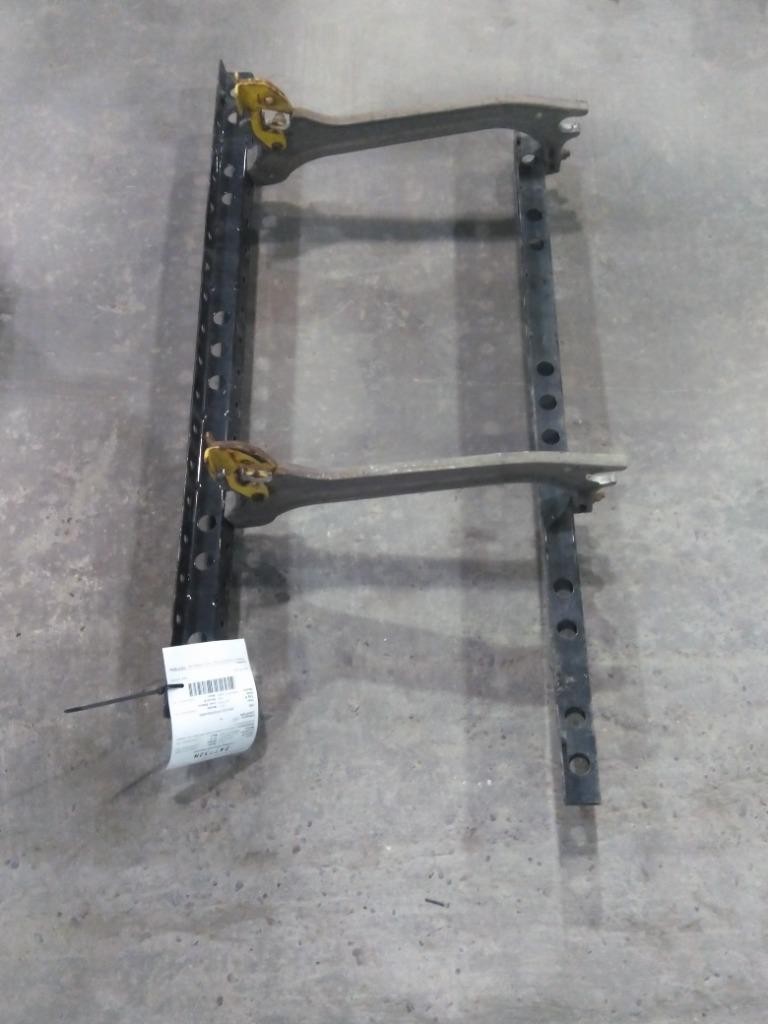 For 2013 FREIGHTLINER CASCADIA 125 FAIRING BRACKET N/A ,  MN